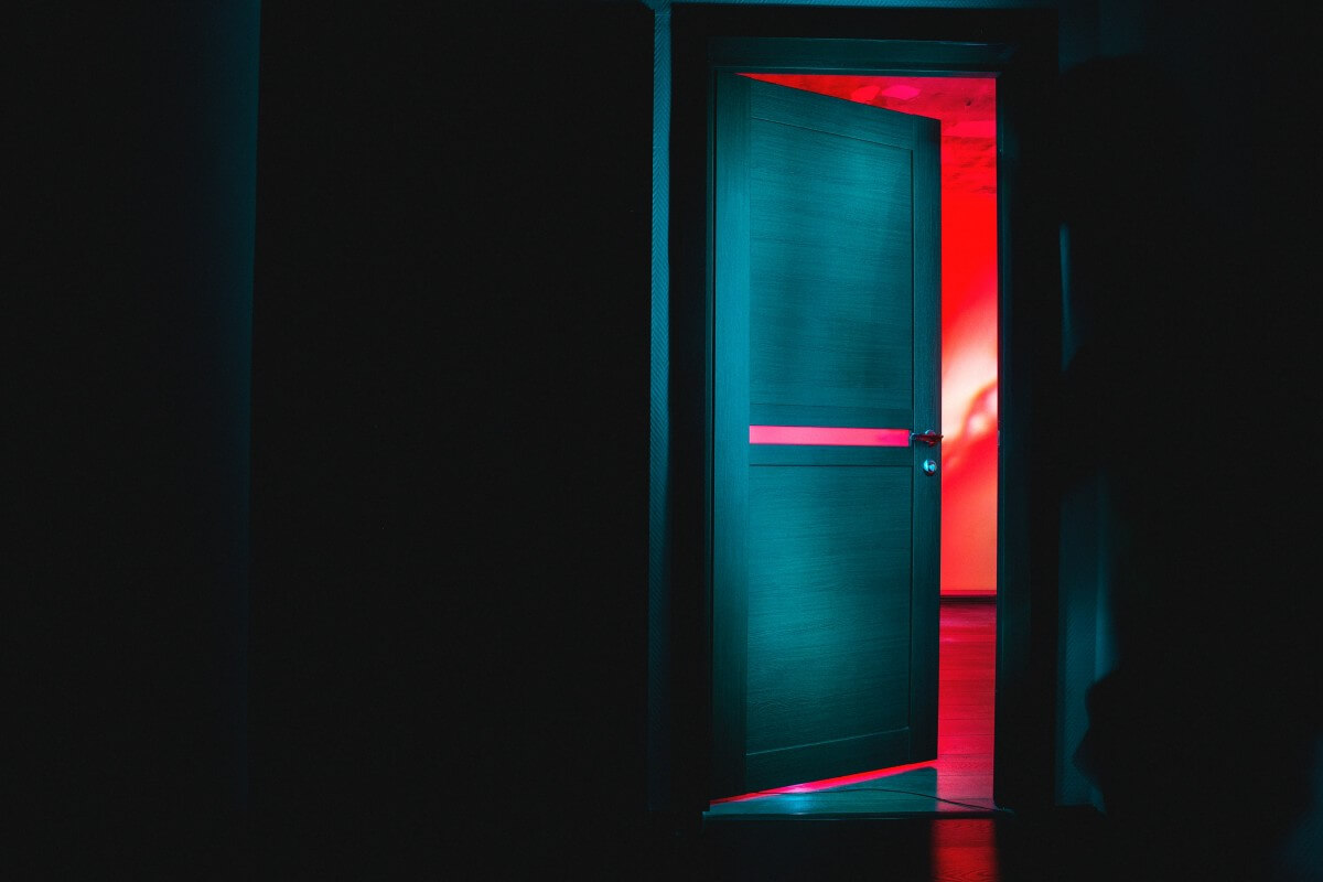 Analyzing Docker Image Security