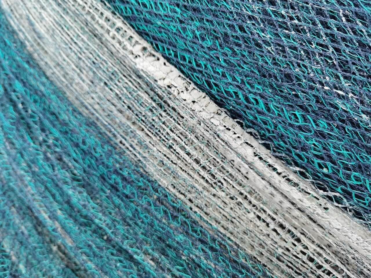 Data Fabric or Data Mesh? Find the Happy Medium