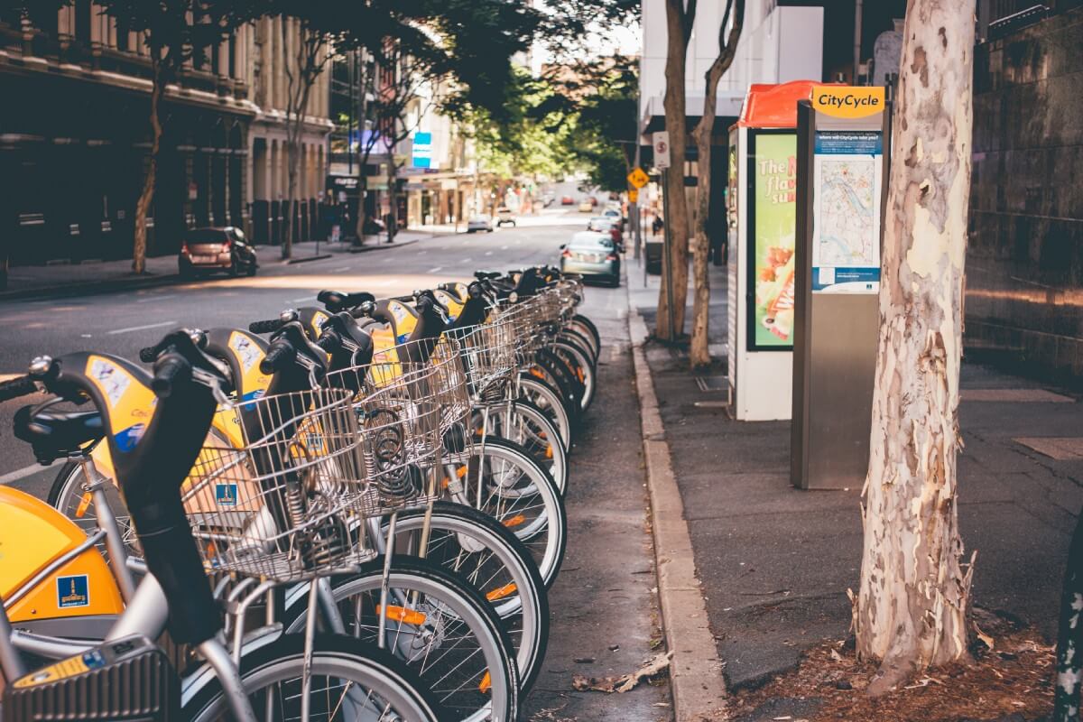Joining Data in DynamoDB and S3 for Live Ad Hoc Analysis